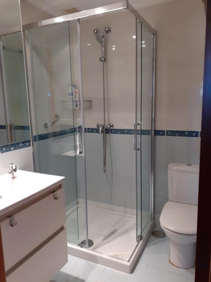 Atico Centrico Con Piscina Comunitaria Leilighet Ribadeo Eksteriør bilde
