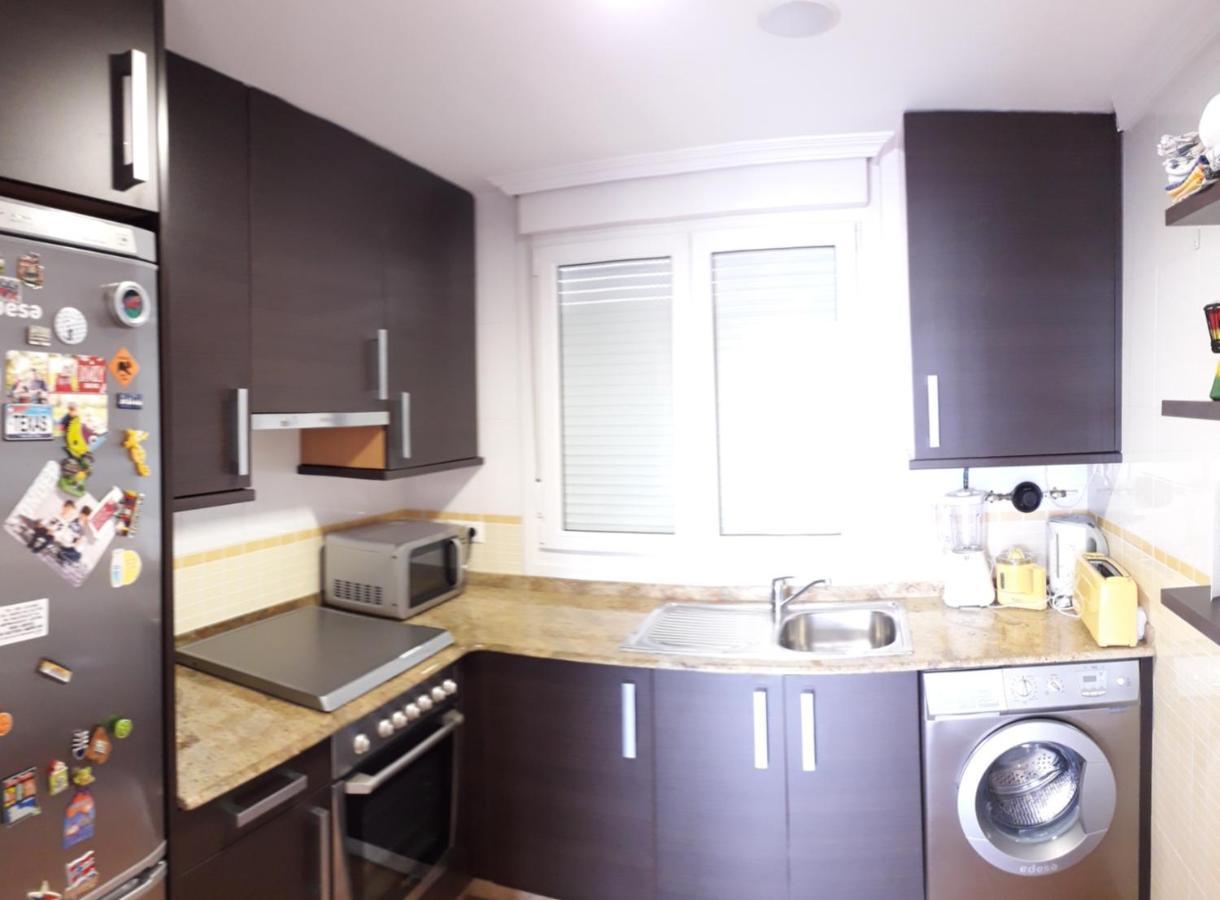 Atico Centrico Con Piscina Comunitaria Leilighet Ribadeo Eksteriør bilde