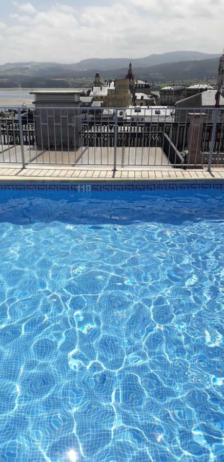 Atico Centrico Con Piscina Comunitaria Leilighet Ribadeo Eksteriør bilde